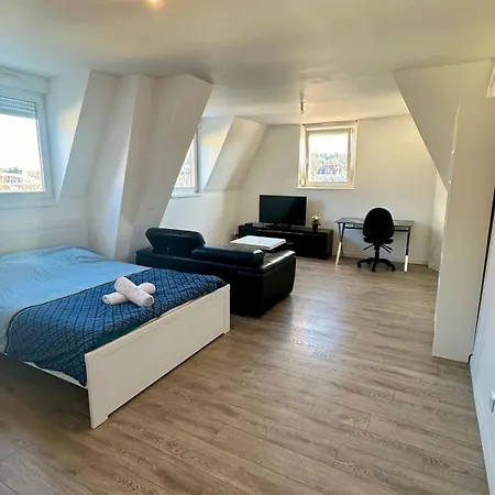 F5 Maison De Maitre *
